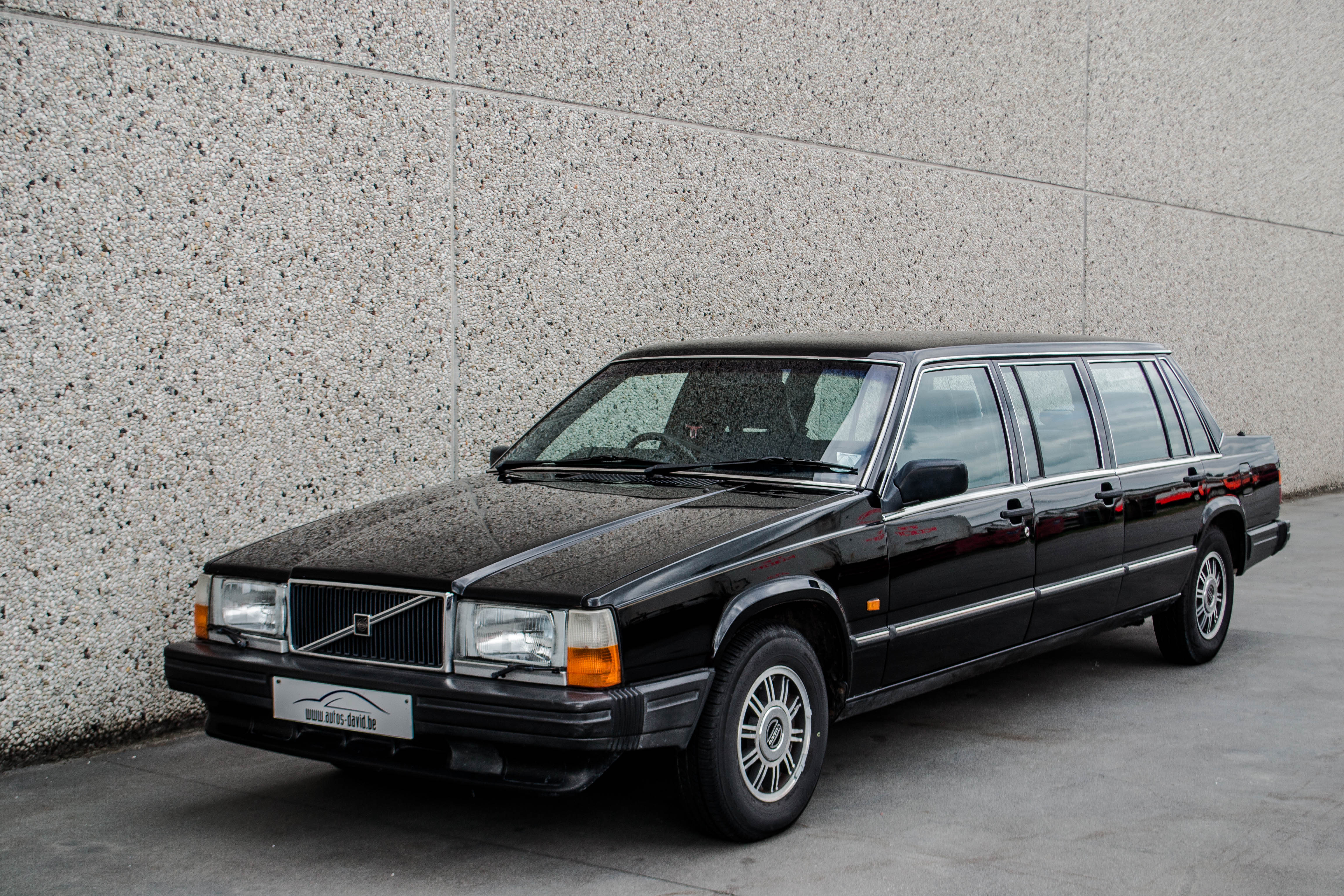 Volvo 740 limousine / oldtimer - Autos-David